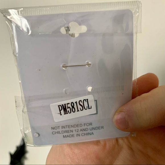 Rhinestone Christmas Winter Snowflake Brooch Brand New! (#1) - Picture 5 of 7